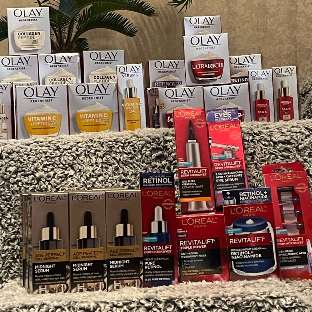Variety of (53) OLAY & L’Oréal skin care Moisturizer’s, Serum’s & Eye Creams.